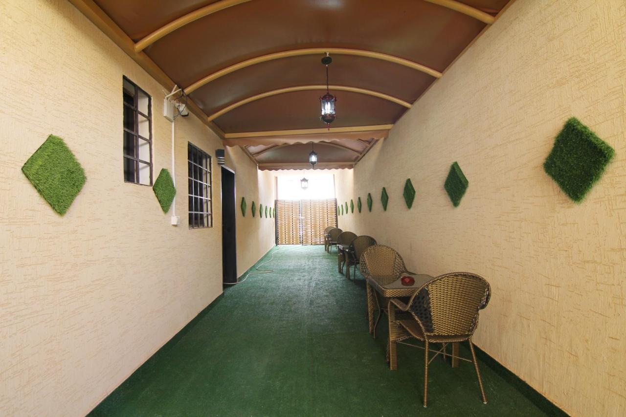 هذا منزلى الحمراء Riade Exterior foto