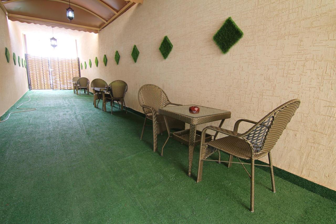 هذا منزلى الحمراء Riade Exterior foto