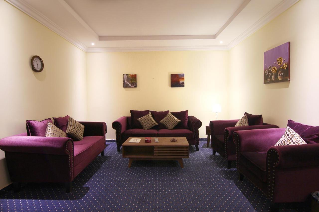 هذا منزلى الحمراء Riade Exterior foto
