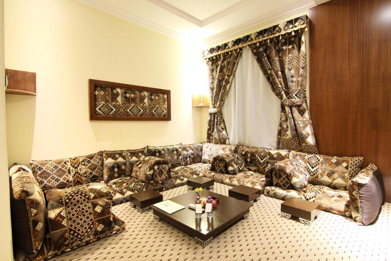 هذا منزلى الحمراء Riade Exterior foto